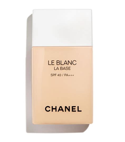 chanel lumiere d& 39|Chanel makeup base le blanc.